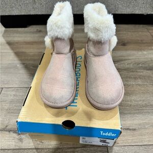Thereabouts Toddler Light Pink Boots with Fur